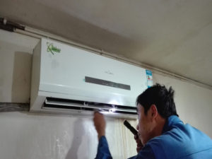 尼勒克格力空调电话是多少